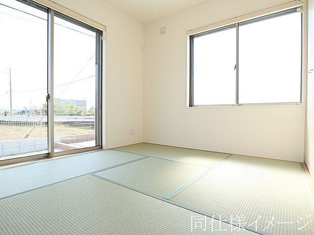 ＼同仕様写真／い草香る畳スペースは、使い方色々！客室やお布団で寝るときにぴったりの空間ですね。