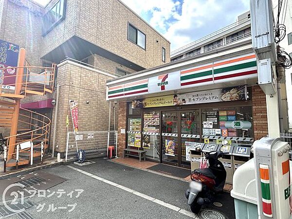 セブンイレブン　近鉄郡山駅前店 徒歩5分。 350m