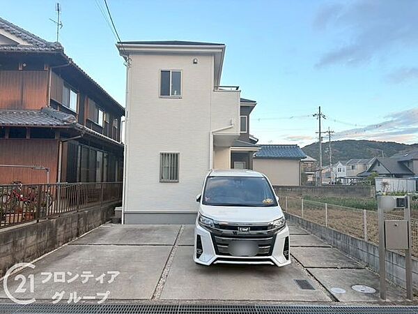 外観：326000223083