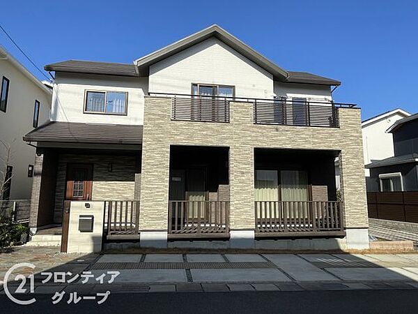 令和4年築の築浅住戸♪