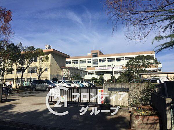 奈良市立二名中学校 徒歩10分。 780m