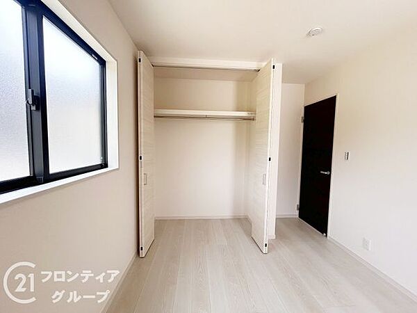 充実した収納スペースなので、お子様が大きくなって、荷物が増えてもたっぷり収納しておけますね