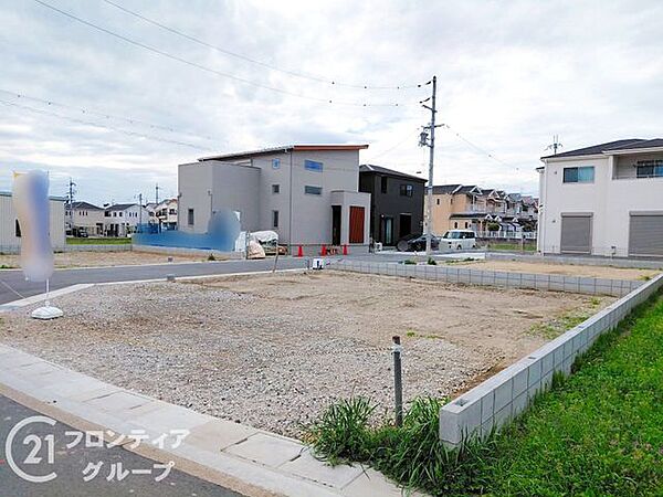 現地写真更新！現地の説明はもちろん、モデルハウスご見学も可能！同社施工物件をご見学していただきますので、実際に使用される設備やお家の雰囲気などをご確認ください