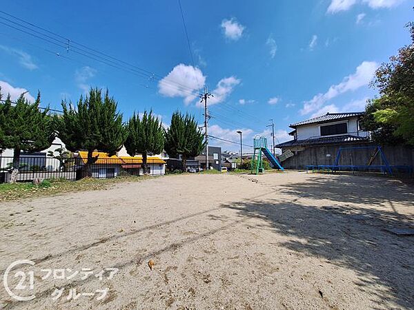 富雄川西一丁目西街区公園 徒歩21分。 1680m