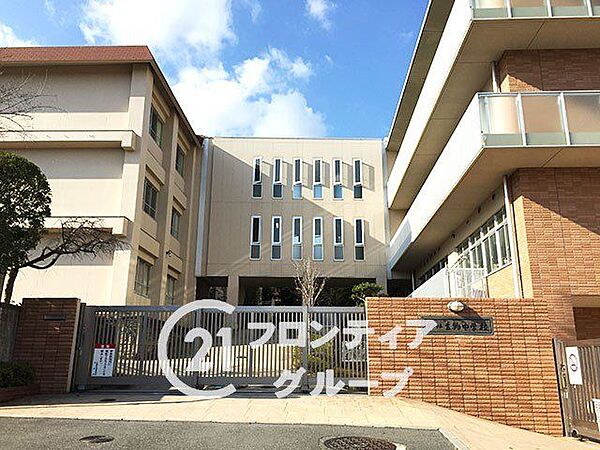生駒市立生駒中学校 徒歩7分。 510m
