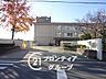 周辺：橿原市立耳成西小学校 徒歩3分。 170m