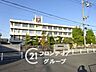 周辺：大和高田市立陵西小学校 徒歩13分。 1030m