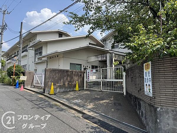 奈良市立神功こども園 徒歩6分。 470m