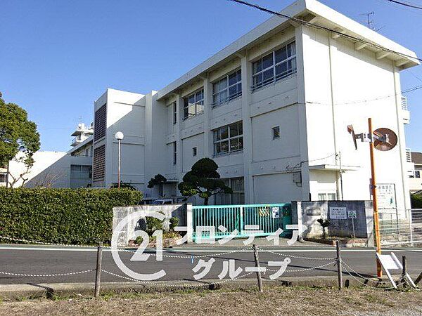 香芝市立下田小学校 徒歩14分。 1060m