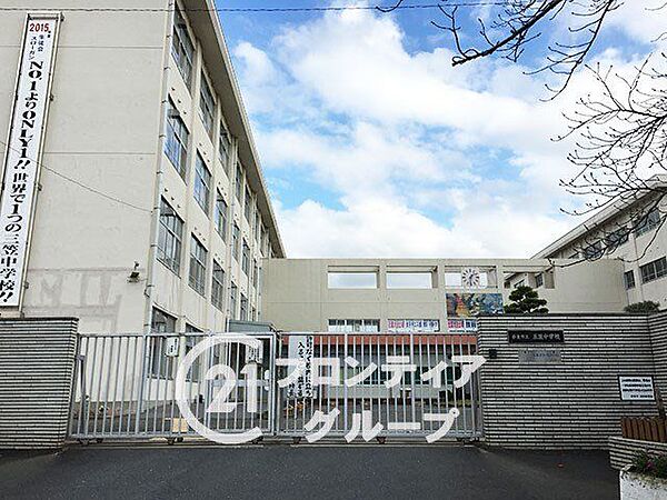 奈良市立三笠中学校 徒歩17分。 1300m