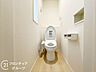 トイレ：オート開閉のフタなので、手を触れず清潔・快適なトイレです！