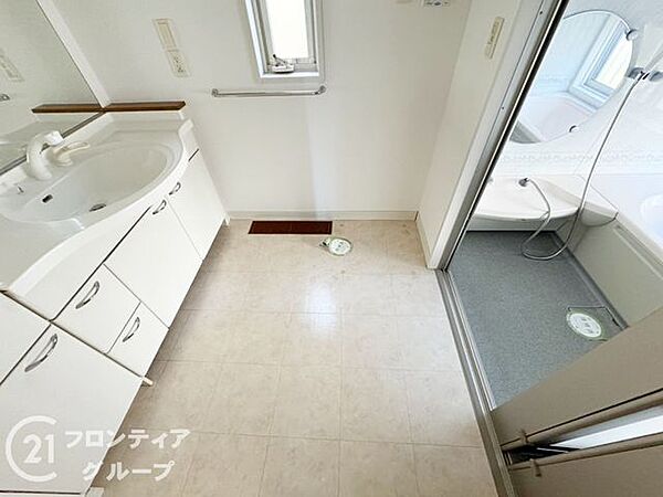物件から受けた印象や、周辺の生活環境への疑問まで、気になることを何でも話してみてください。暮らしのイメージを一緒に整理していきましょう