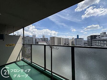 エリアの特性や周辺環境についての情報提供も行っています。物件だけでなく、地域の暮らしやすさも含めてご確認いただけます