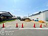 外観：現地写真更新！現地の説明はもちろん、モデルハウスご見学も可能！同社施工物件をご見学していただきますので、実際に使用される設備やお家の雰囲気などをご確認ください
