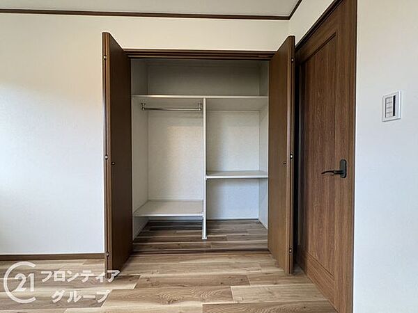 住まい選びは、価格や立地だけでなく、将来の暮らし方まで含めて考えることが大切です。今の段階で気になっていることを、まずスタッフに話してみてください