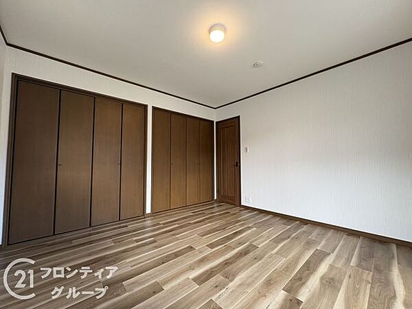住まい選びは、価格や立地だけでなく、将来の暮らし方まで含めて考えることが大切です。今の段階で気になっていることを、まずスタッフに話してみてください