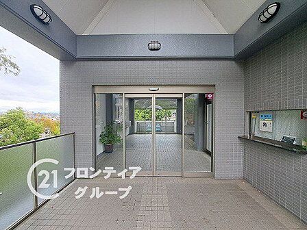 資金計画や住宅ローンのしくみなど、購入前に知っておきたいことをわかりやすくご説明しています。まずはお気軽にお問い合わせください