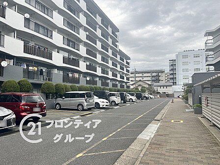 物件から受けた印象や、周辺の生活環境への疑問まで、気になることを何でも話してみてください。暮らしのイメージを一緒に整理していきましょう