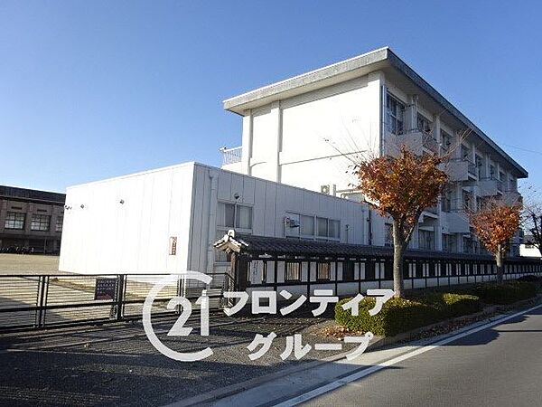 橿原市立今井小学校 徒歩6分。 470m