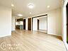 リビング/ダイニング：「いつかは」と思っていた住まい探しも、具体的に動き出すと意外とスムーズに進むものです。まずは気軽にご相談いただけます