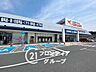 周辺：スーパーセンターオークワ富雄中町店 徒歩12分。 920m