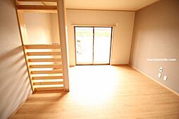 SKハウス 2-1 2階1Kのリビング/ダイニング