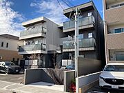 高槻市駅より徒歩13分 3階 築1年8ヶ月の賃貸物件