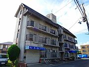 富田駅より徒歩22分 3階 築40年11ヶ月の賃貸物件