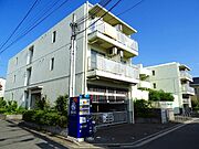 高槻駅より徒歩15分 1階 築26年10ヶ月の賃貸物件