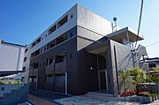 摂津富田駅より徒歩10分 築11年5ヶ月 4階建の賃貸物件