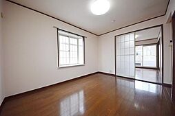 メゾン志藤B 2階1LDKのリビング/ダイニング