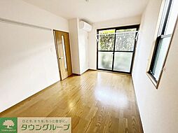 ドムール・エイト 1階2LDKのリビング/ダイニング