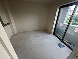 La Clarte 102 1階1LDKのリビング/ダイニング