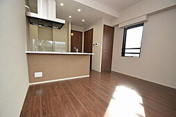 THE GARDEN SUITE 302 3階ワンルームのリビング/ダイニング