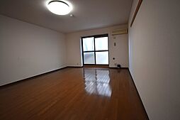 ネオハイム弥生 201 2階1Kのリビング/ダイニング