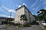 島本駅より徒歩3分 築54年5ヶ月 4階建の賃貸物件