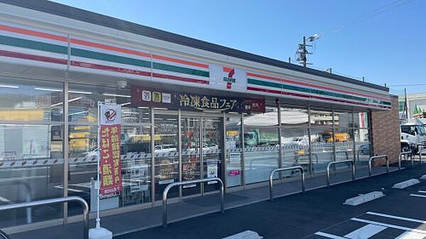 画像24:【コンビニエンスストア】セブン-イレブン 水無瀬駅南店まで364ｍ