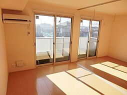 サングリーンＢ 2階2LDKのリビング/ダイニング