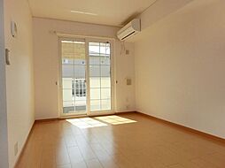 ソレイユルヴァン1 1階1LDKのリビング/ダイニング