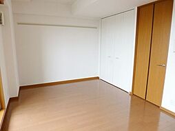 小田急小田原線 下北沢駅 徒歩13分の賃貸マンション 9階ワンルームのリビング/ダイニング