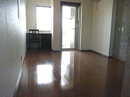 京王線 仙川駅 徒歩17分の賃貸マンション 4階ワンルームのリビング/ダイニング