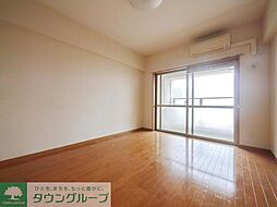 東急田園都市線 二子新地駅 徒歩3分の賃貸マンション 4階1Kのリビング/ダイニング