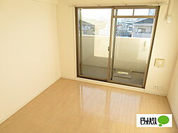 クレアート大阪トゥールビヨン 5階1Kのリビング/ダイニング