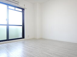 コラウーペ八島 3階1Kのリビング/ダイニング