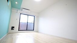 オーヴェスト　アンビエンテ　II 201 2階1Kのリビング/ダイニング