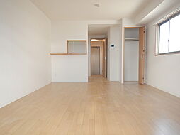 パーラム守口 8階ワンルームのリビング/ダイニング