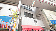 土居駅より徒歩3分 築30年3ヶ月 3階建の賃貸物件