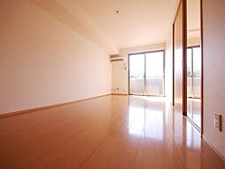 リュイール II 103 1階1SLDKのリビング/ダイニング