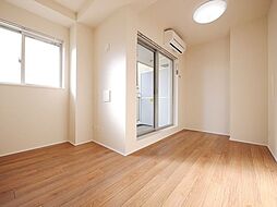 b’CASA　三郷中央 203 2階ワンルームのリビング/ダイニング