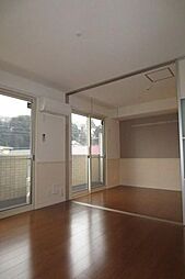 グラシューズ市川 302 3階1LDKのリビング/ダイニング